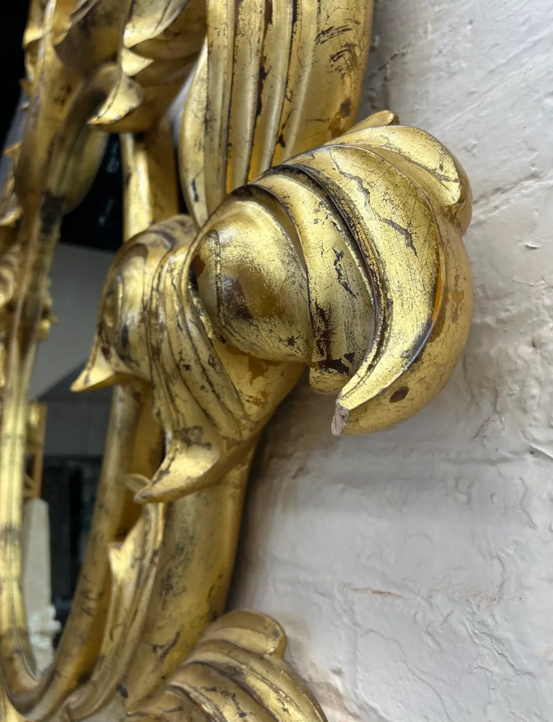 Extra Large 1990s Gold Acanthus Leaf Mirror From Dauphin Harrison & Gil