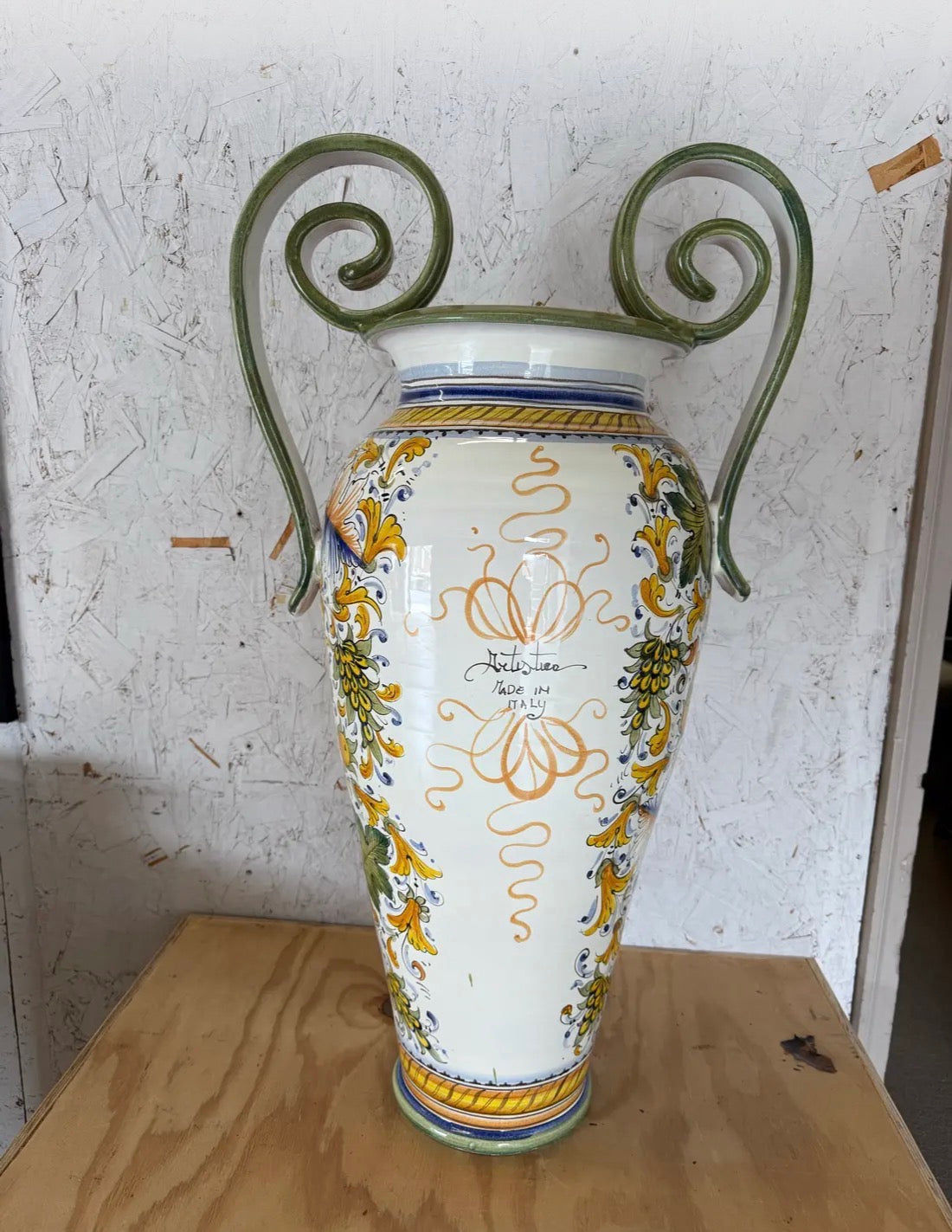 Mid 20th Century Hand-Painted Italian Majolica Ceramic Amphora Floor Vase With Caffagiolo Pattern