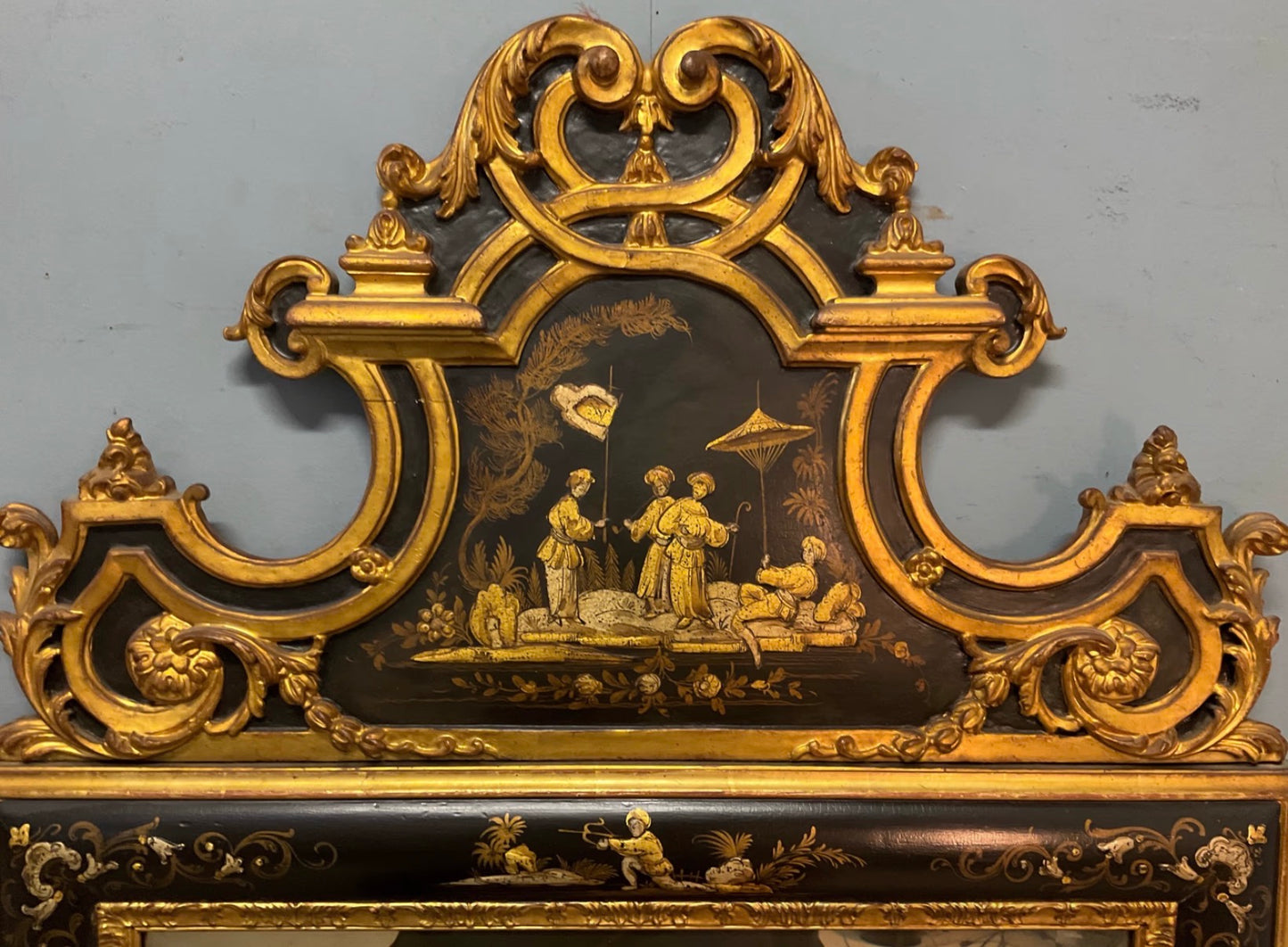 1940s Large Italian Chinoiserie Mirror With Hand Painted Details
