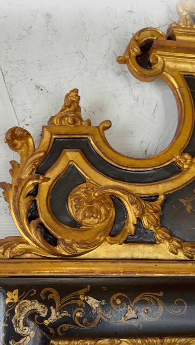 1940s Large Italian Chinoiserie Mirror With Hand Painted Details